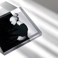 Acrylblock - Straisil 8 Acrylblock - Straisil -Artmind acrylblock schwarz weiss chanel 5