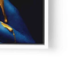 Blue Face 25 Blue Face -Artmind artmind wandbild goldene lippen on blue face gerahmtes bild lwrw fe9b1fcc 084c 48d9 817c ec07e6fabe92