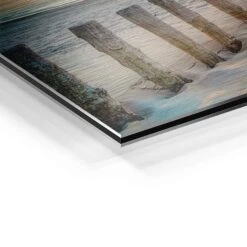 Sunset Pole 25 Sunset Pole -Artmind steg im sonnenuntergang im meer detail brushed