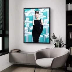 Present For Audrey -Artmind wandbild audrey by tiffany kunst kaufen bei artmind 5
