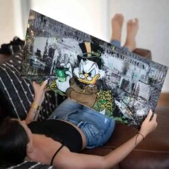 Be King 18 Be King -Artmind wandbild dagobert duck in las vegas dubai 1