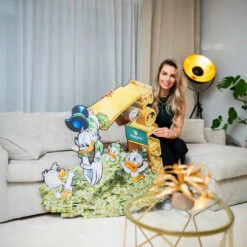 Swim In Wealth 12 Swim In Wealth -Artmind wandbild dagobert geld rolex tick trick track money artmind