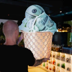 Lovely Taste 9 Lovely Taste -Artmind wandbild freiform dollar ice cream artmind