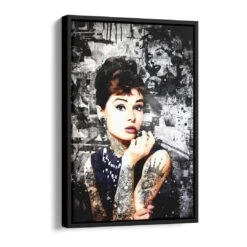 Tattoo Model - Audrey Hepburn 17 Tattoo Model - Audrey Hepburn -Artmind wandbild hepburn tattoo kunst kaufen bei artmind schattenfugenrahmen