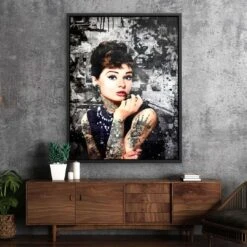 Tattoo Model - Audrey Hepburn 20 Tattoo Model - Audrey Hepburn -Artmind wandbild hepburn tattoo kunst kaufen bei artmind 18